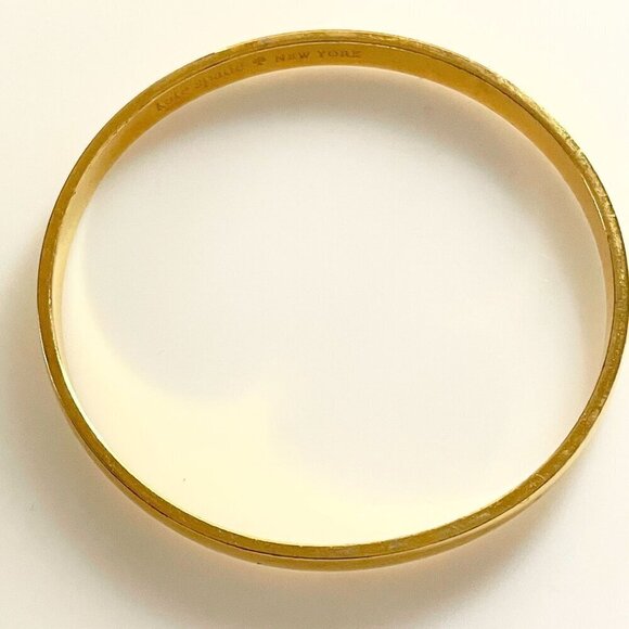 Kate Spade New York Idiom Heart of Gold Yellow Plated Bangle Bracelet 2.5" - Picture 2 of 6